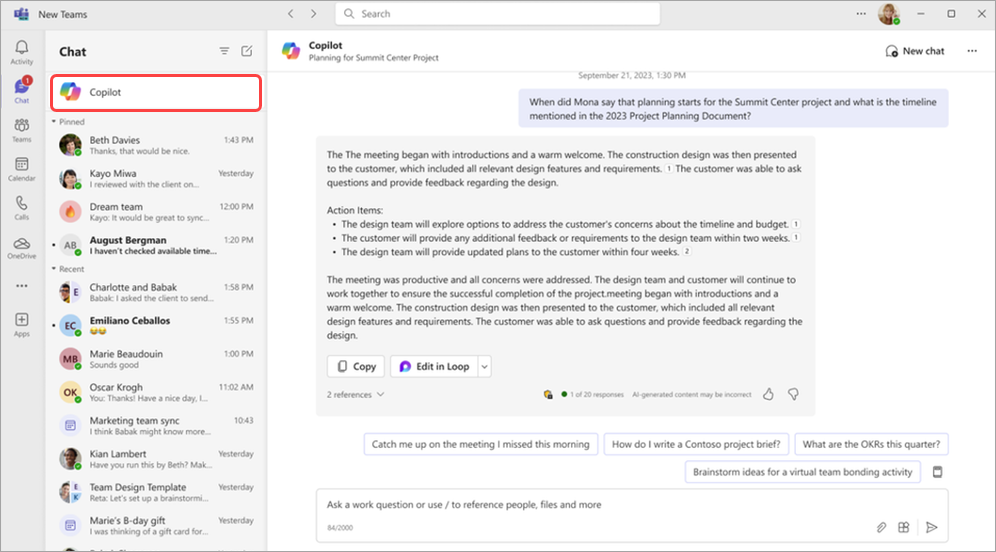 Snímek obrazovky se zvýrazněnou aplikací Copilot nad chatem v Microsoft Teams