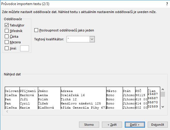 V Průvodci importem textu jsou zvýrazněné možnosti pro Oddělovače.