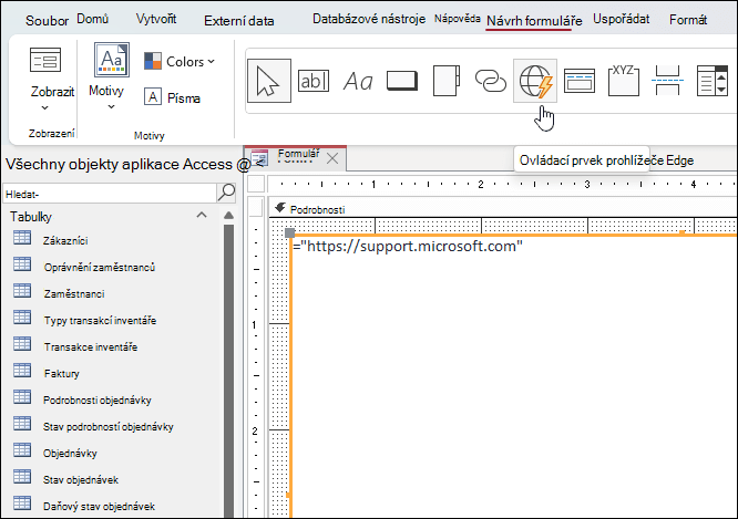 Kliknutí na tlačítko Ovládací prvek prohlížeče Edge na kartě Návrh formuláře na pásu karet v Microsoft Accessu