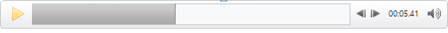 Ovládací prvky přehrávání videa na snímku PowerPointu