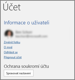 Panel Účet zobrazující Ochranu osobních údajů účtu, tlačítko Spravovat nastavení