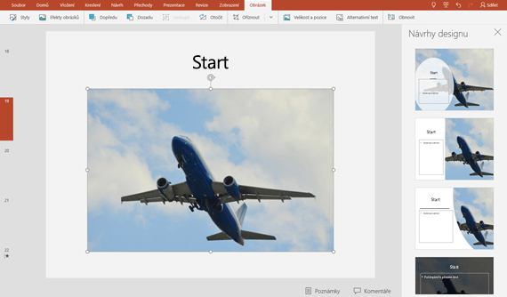Když vyberete návrh designu, okamžitě se zobrazí v plné velikosti na snímku.