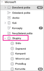 Skupiny zobrazené v podokně složek Outlooku 2016 pro Mac