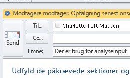 Flag og påmindelser for modtagere vises på oplysningspanelet for meddelelser.