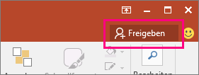 Die Schaltfläche "Teilen" im Menüband in PowerPoint.