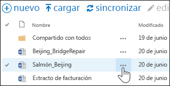 Seleccione el icono Más puntos suspensivos junto al nombre del documento en OneDrive para la Empresa para abrir la tarjeta contextual del documento