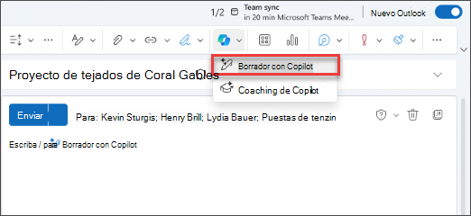 Opción de menú desplegable "Borrador con Copilot" en nuevo Outlook