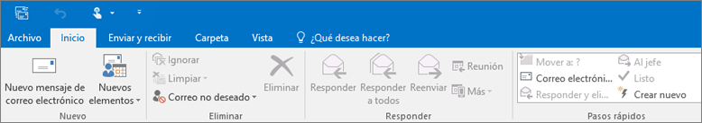 Este es el aspecto de la cinta en Outlook 2016.