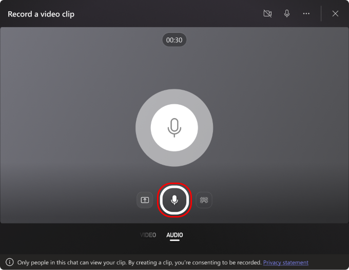 Captura de pantalla que muestra el botón de grabación de audio