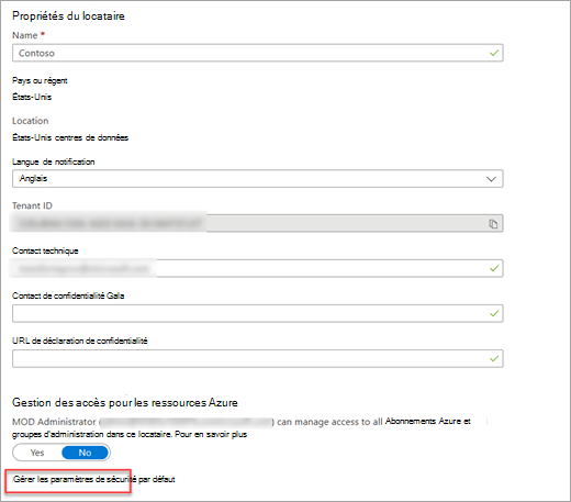 Écran des propriétés du locataire Azure Active Directory avec le lien Gérer les paramètres de sécurité par défaut mis en évidence.