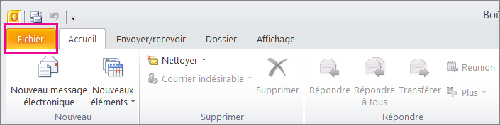 Dans Outlook 2010, sélectionnez l’onglet Fichier.