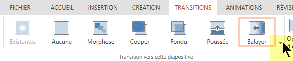 Pour ouvrir la galerie complète des Options de transition, cliquez sur la flèche pointant vers le bas à l’extrémité droite.