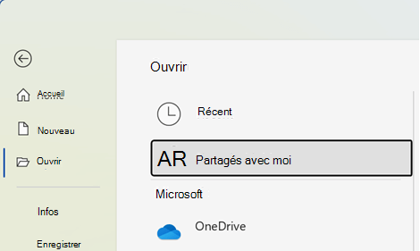 Cliquez sur Fichier > Ouvrir > Partagés avec moi pour afficher la liste des fichiers que d’autres personnes ont partagés avec vous.