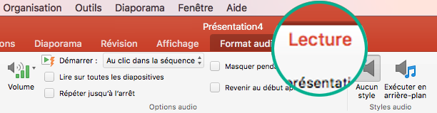 Quand un clip vidéo est sélectionné sur une diapositive, un onglet Lecture s’affiche dans le ruban de barre d’outils, qui permet de définir les options de lecture.