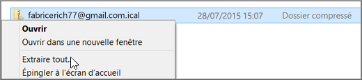 Cliquez avec le bouton droit sur le fichier, puis sélectionnez Extraire.