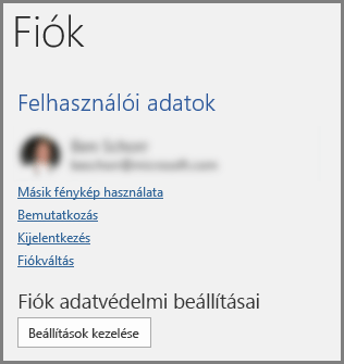 A Fiók panel a Fiók adatvédelmi beállításai lapon látható Beállítások kezelése gombbal