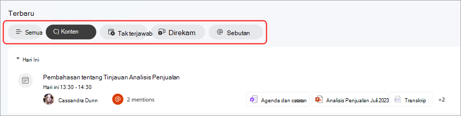 Cuplikan layar tab yang berbeda di bagian Terakhir Rapat di Teams