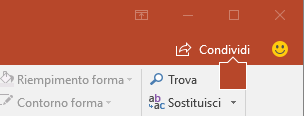 Il pulsante Condividi sulla barra multifunzione di PowerPoint 2016