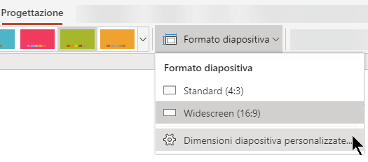 Le opzioni per le dimensioni delle diapositive sono disponibili sulla destra della scheda Progettazione della barra degli strumenti in PowerPoint Online