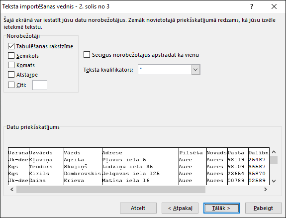 Teksta importēšanas vednī ir iezīmētas norobežotāju opcijas.