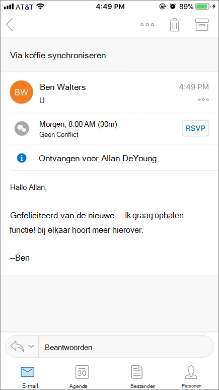 Schermafbeelding toont mobiel apparaatscherm met e-mailitem.