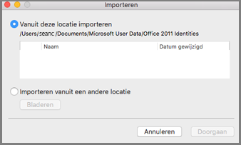 Dialoogvenster Identiteiten importeren met Vanuit deze locatie importeren geselecteerd