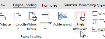 Klik op het tabblad Pagina-indeling op Afdruktitels