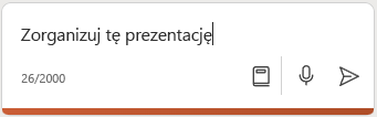 Zrzut ekranu funkcji Copilot w programie PowerPoint przedstawiający podpowiedź na potrzeby organizowania prezentacji