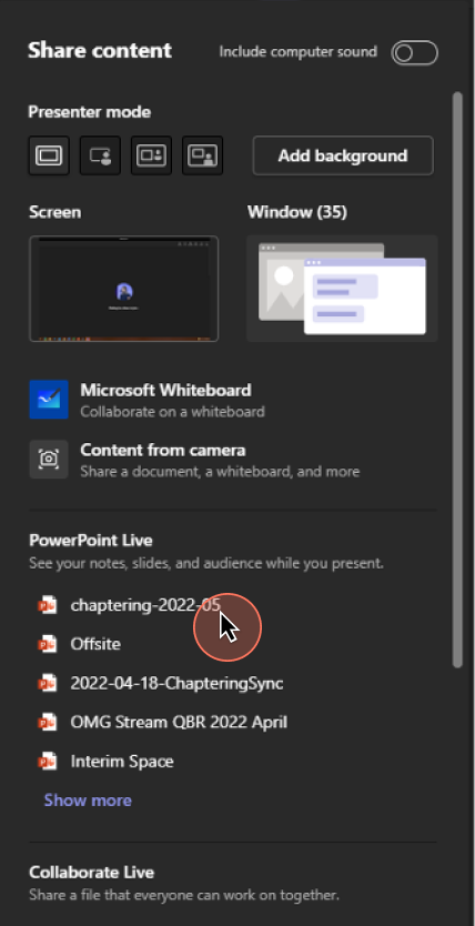 Um menu aberto exibe as opções de compartilhamento de tela que um usuário tem durante uma Gravação de Reunião do Teams. A metade inferior do menu exibe uma lista de apresentações do PowerPoint que um usuário pode optar por compartilhar.