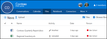 Clique em Arquivos em seu grupo Office 365 para ver a lista de arquivos e pastas armazenados em seu grupo