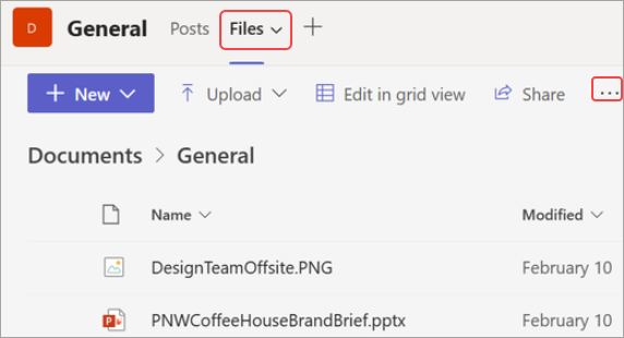 Captura de ecrã do separador Ficheiros e da opção Abrir no SharePoint no Microsoft Teams,