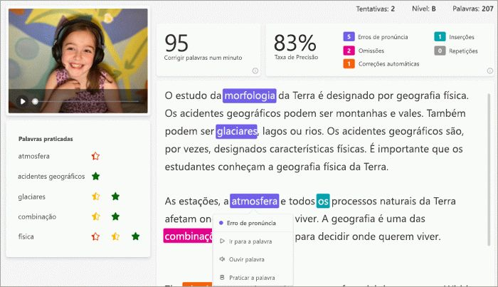 uma estudante branca sorridente com auscultadores cor de rosa é representada no fotograma junto à passagem que leu. a passagem está assinalada com erros codificados por cores.