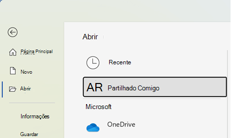 Clique em Ficheiro > Abrir > Partilhado Comigo para ver a lista de ficheiros que outros utilizadores partilharam consigo