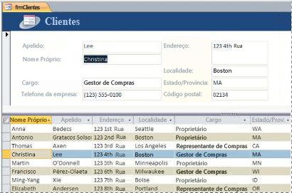 Um formulário dividido numa base de dados de ambiente de trabalho do Access