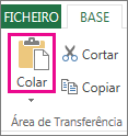 Comando Colar no grupo Área de Transferência