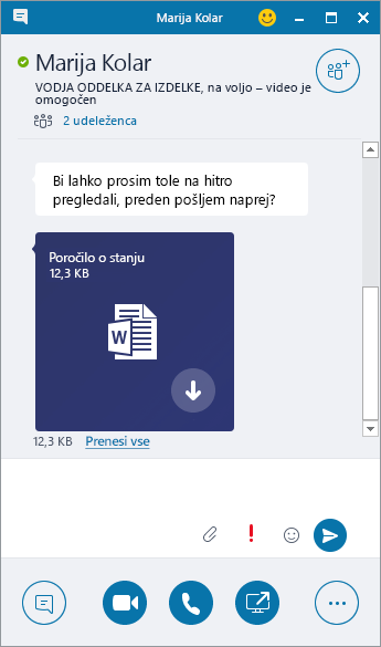 Posnetek zaslona okna za neposredno sporočanje z dohodno priponko.