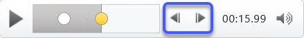 Kontrolniki predvajalnika predstavnosti v PowerPointu s poudarjenima gumboma »Premakni nazaj« in »Premakni naprej«.