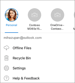 Posnetek zaslona, ki prikazuje preklop med računi v aplikaciji OneDrive za iOS