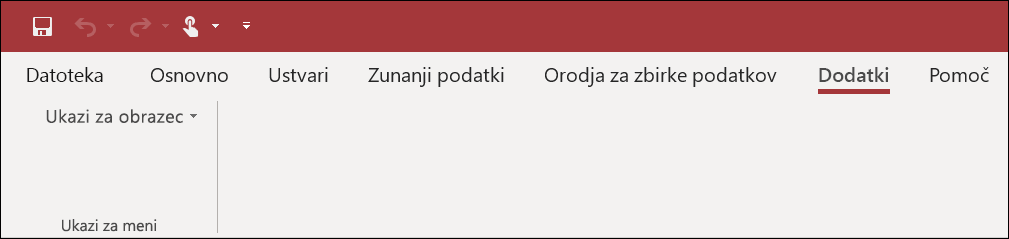 Posnetek zaslona traku dodatkov v Accessu