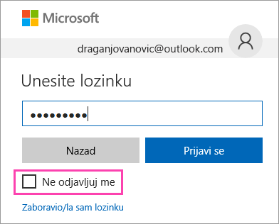 Snimak ekrana polja „Ne odjavljuj me“ na stranici za prijavljivanje u usluzi Outlook.com.