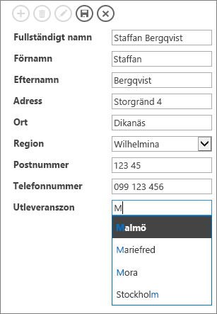 Inmatning i en ruta med automatisk komplettering