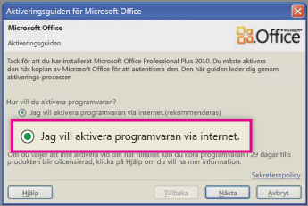 Aktivera programvaran på internet