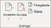 Acceptera eller avvisa ändringar