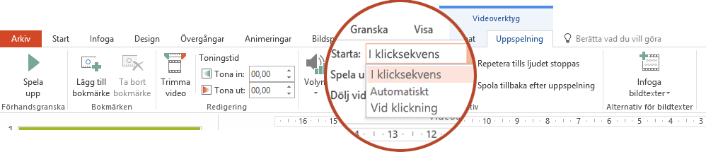 Uppspelningsalternativen för en video från datorn är: I klicksekvens, Automatiskt eller Vid klickning