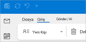 Klasik Outlook şeridindeki Yeni Kişi'nin ekran görüntüsü