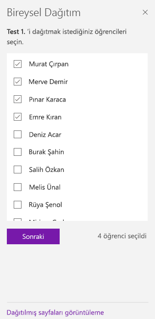 Onay kutularını kullanarak öğrencileri seçin.