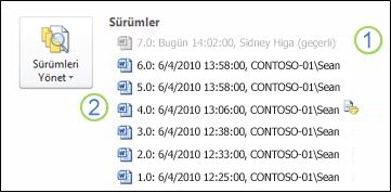 Microsoft Word belgesinin backstage görünümünde sürüm geçmişi