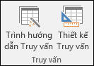 Nhóm Truy vấn trong dải băng Access sẽ hiển thị hai tùy chọn: Trình hướng dẫn Truy vấn và Thiết kế Truy vấn