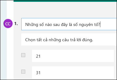 Tên viết tắt người đóng góp được hiển thị bên cạnh câu hỏi bài kiểm tra