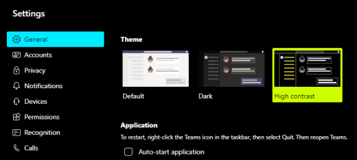 應用程式設定中已選取 [Microsoft Teams 高對比] 選項。